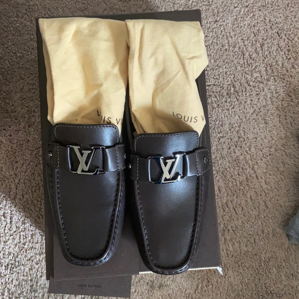 Brown Louis Vuitton Size 12